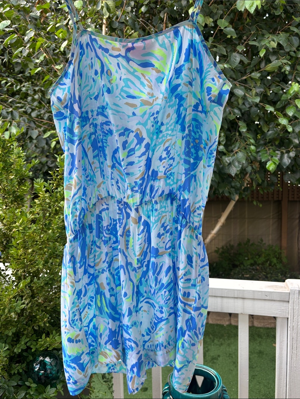 Lilly Pulitzer Deanna Aqua “Salty Seas” Into The Blue Romper Spaghetti Straps LG - Picture 2 of 4